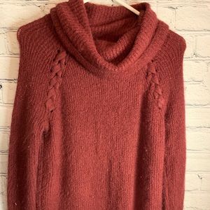 Hollister cowl neck sweater